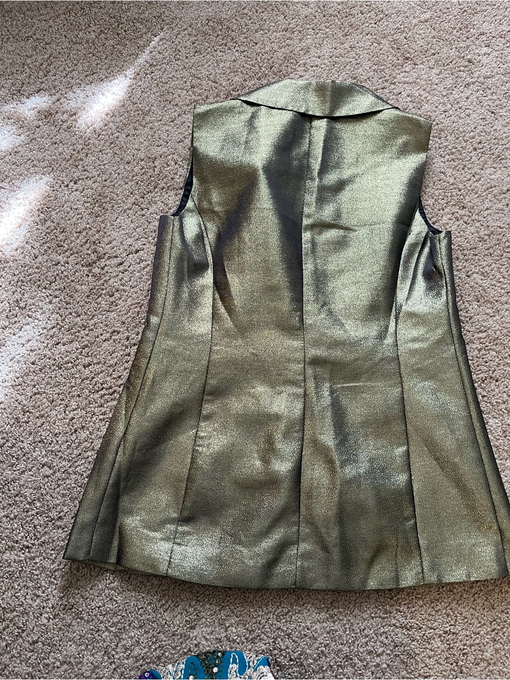Gold lamé vest - Picture 2 of 5